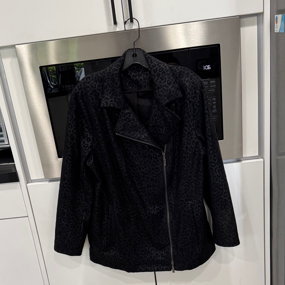 Women's Black Leopard Print Jacket